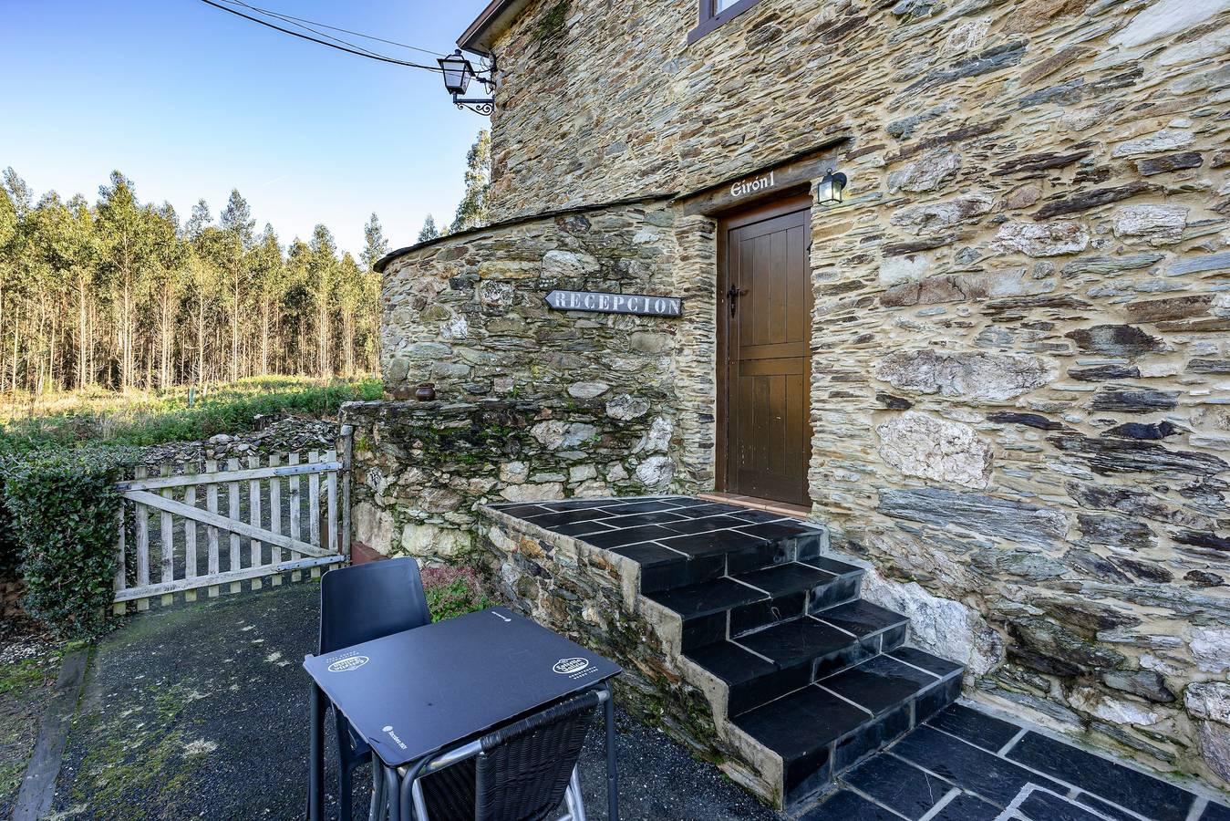 Maison de campagne "Eiron" avec terrasse partagée, jardin privé et Wi-Fi in Ortigueira, Costa de Galicia