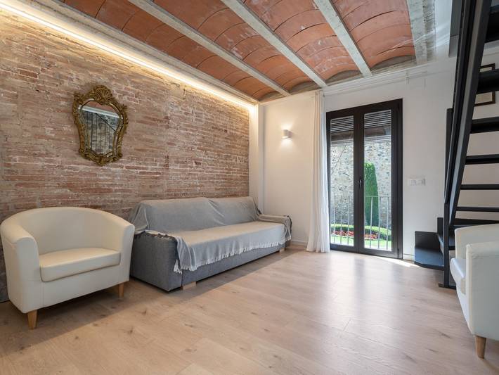 Apartamento vacacional entero, Apartamento con vistas a la Muralla a 30min Port Aventura in Mont Blanc (Tarragona), Provincia de Tarragona