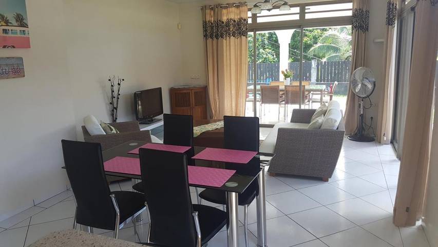 Location de vacances pour 6 personnes, avec jardin ainsi que vue et piscine à Papeete - 2