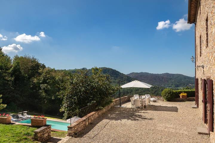 Villa für 14 Personen, mit Terrasse und Garten in Lucca - 4