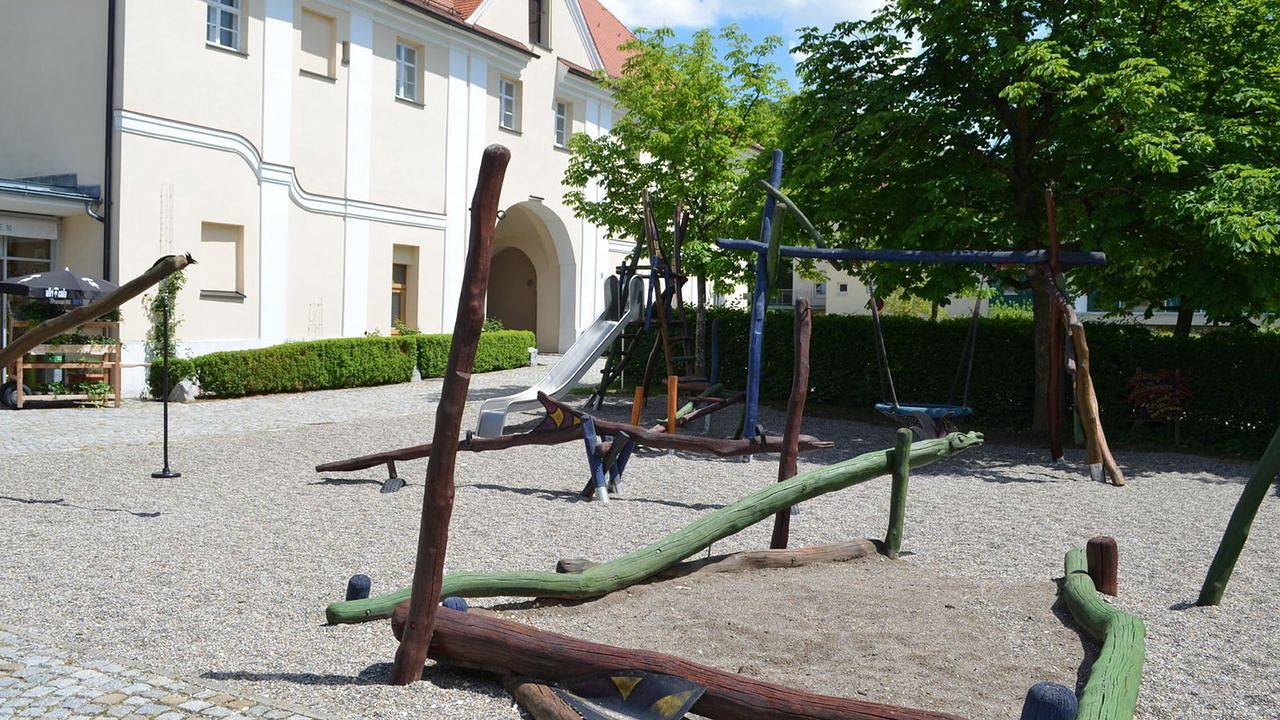 Einzelzimmer für 1 Person in Roggenburg in Roggenburg, Bayerisch Schwaben