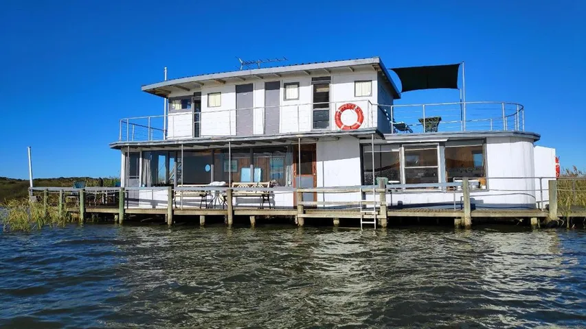 Bateau pour 4 personnes, avec vue et balcon - 1
