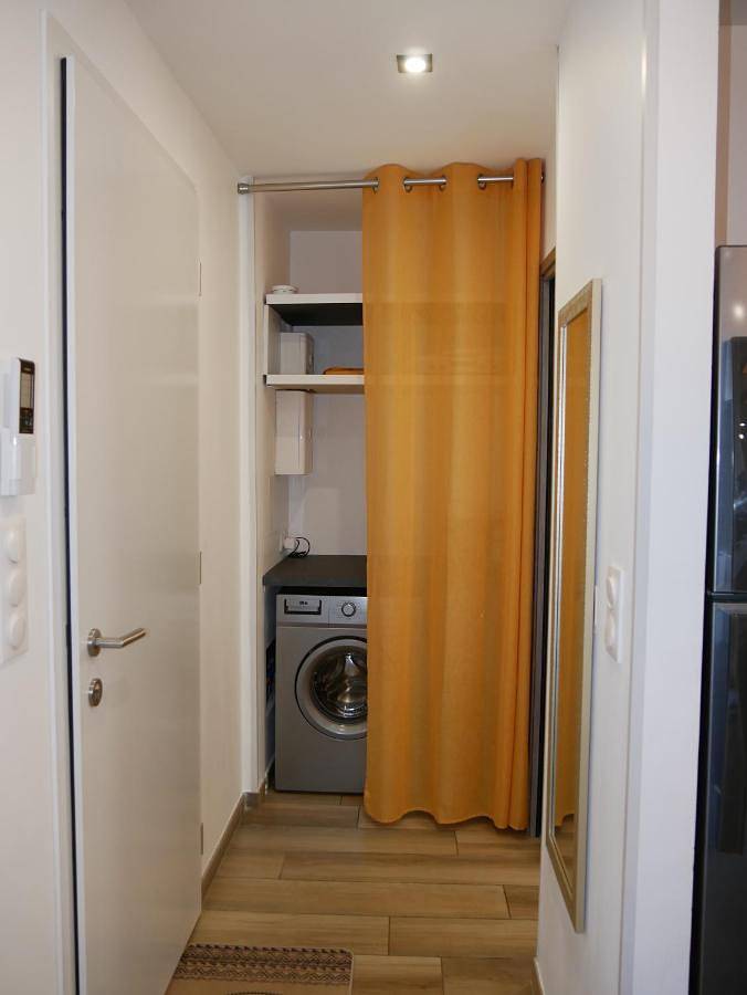 Appartement entier, One-Bedroom Apartment in Peri, Région d'Ajaccio