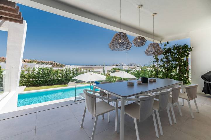 Ferienhaus für 8 Personen, mit Balkon und Garten in Marbella - 3