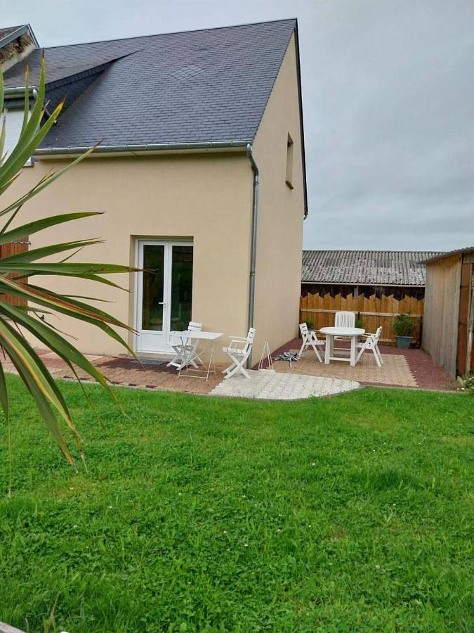 Location de vacances pour 2 personnes, avec Terrasse à Brécey
