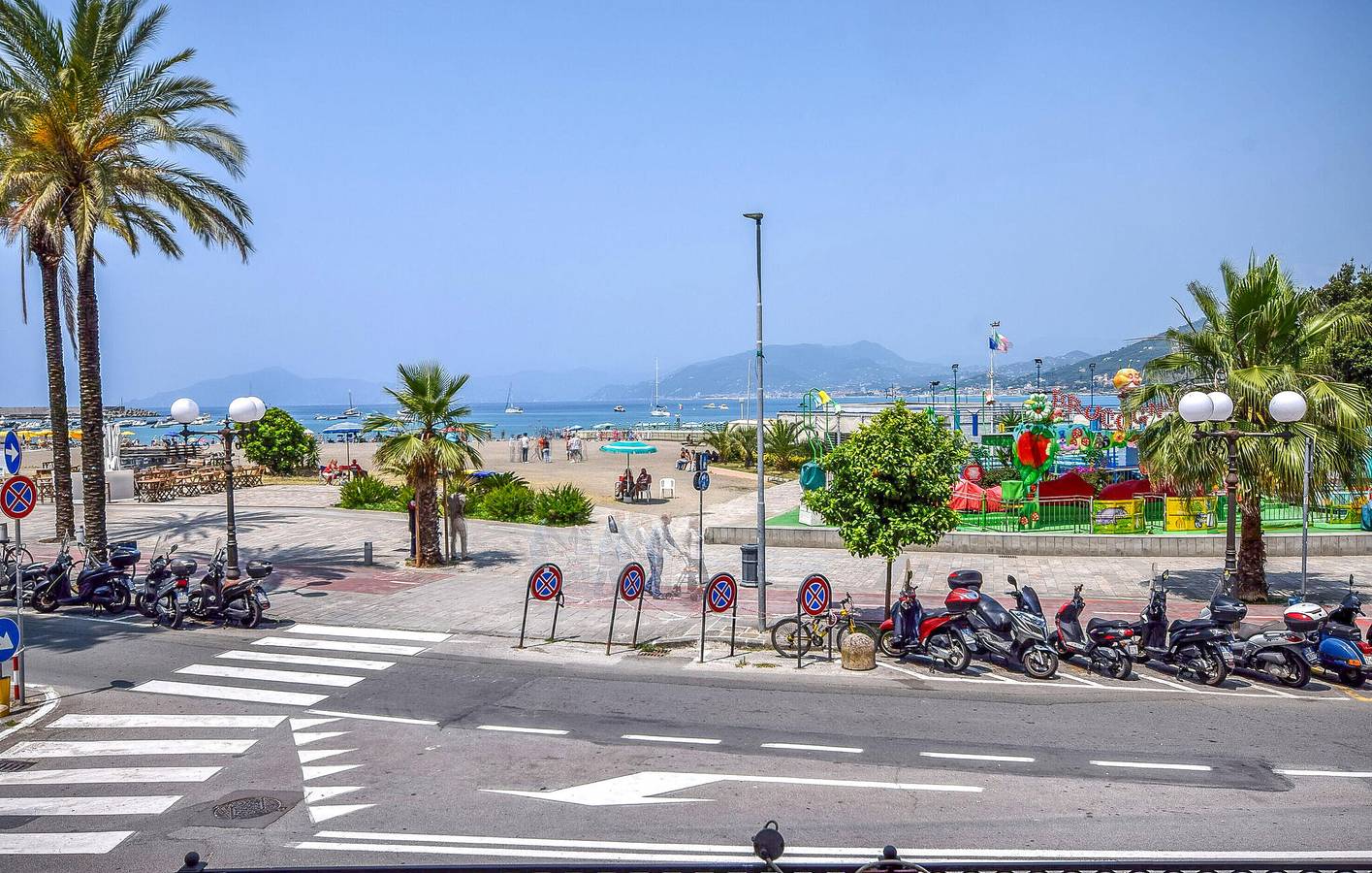 Appartement de vacances entier, Retraite avec vue sur la mer à 100 m de la plage in Sestri Levante (City), Sestri Levante