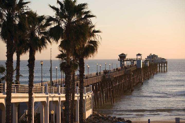 Hotel for 6 people, with pool and hot tub in Oceanside