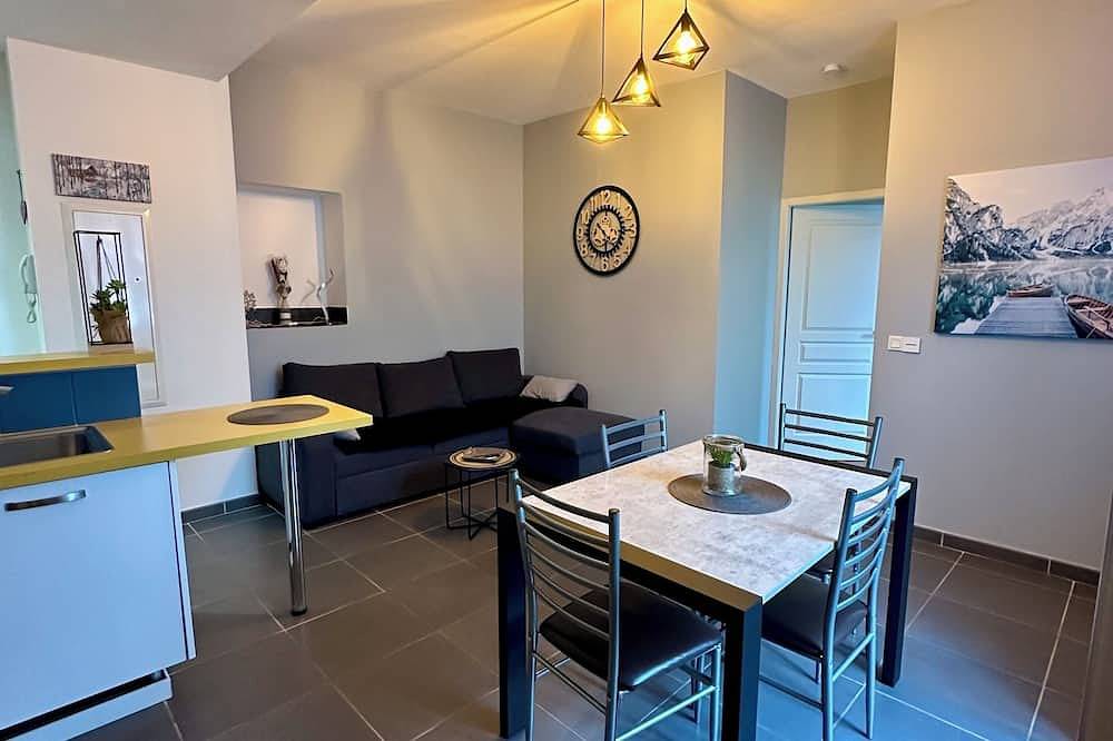 Entire apartment, Renovated apartment in spa area in Argelès-Gazost, French Pyrenees