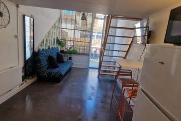 Gîte pour 2 personnes, avec vue et balcon dans Office De Tourisme Corbieres Minervois