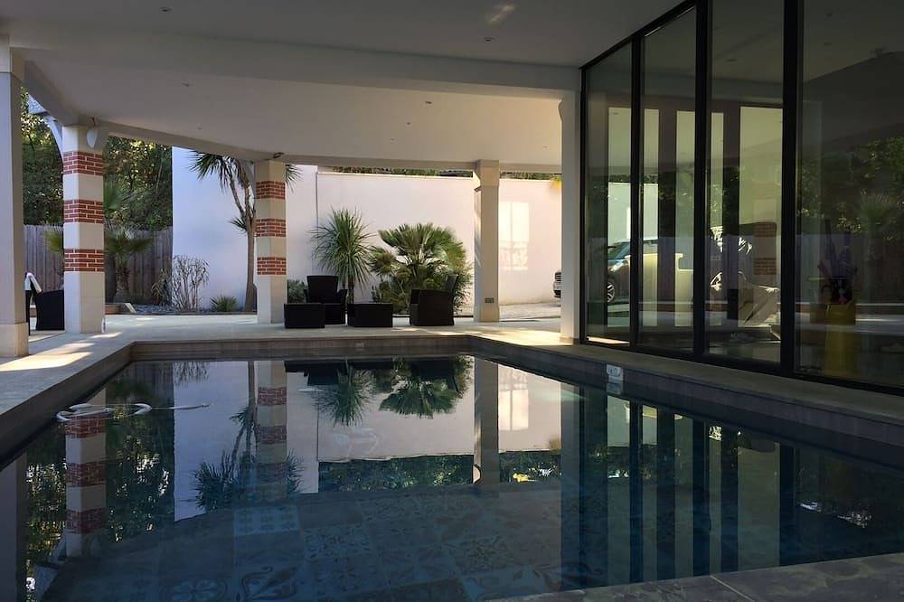 La Villa du Parc 350m2, Prestations et Confidentialité in Arcachon, Région d'Arcachon