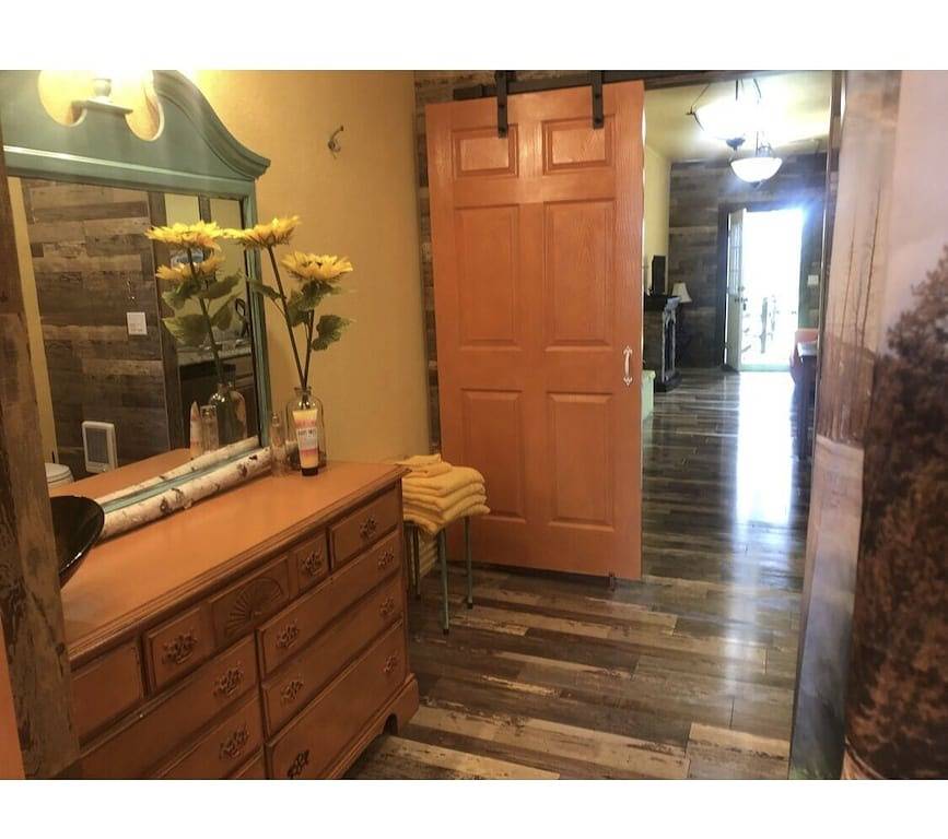 Mobile Home for 4 Guests in Irwin, Idaho