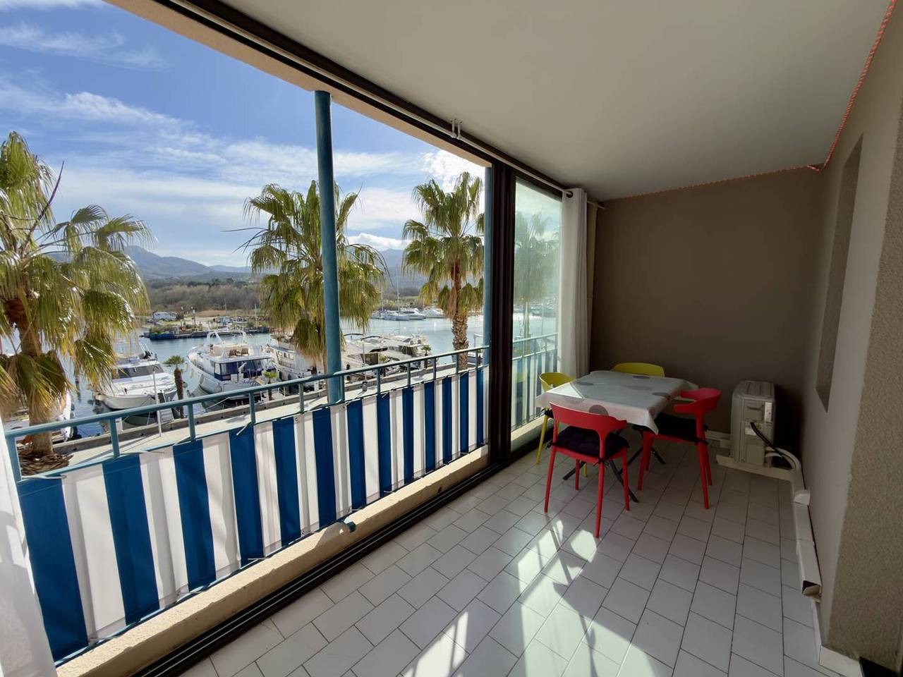 Appartamento intero, Comfortable & Air-Conditioned T2 Cabin - Argelès-sur-Mer in La Côte Vermeille, Argelès-sur-Mer