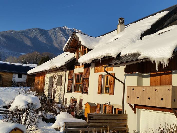 Location de vacances pour 15 personnes, avec terrasse et jardin, adapté aux familles à Mercury - 2