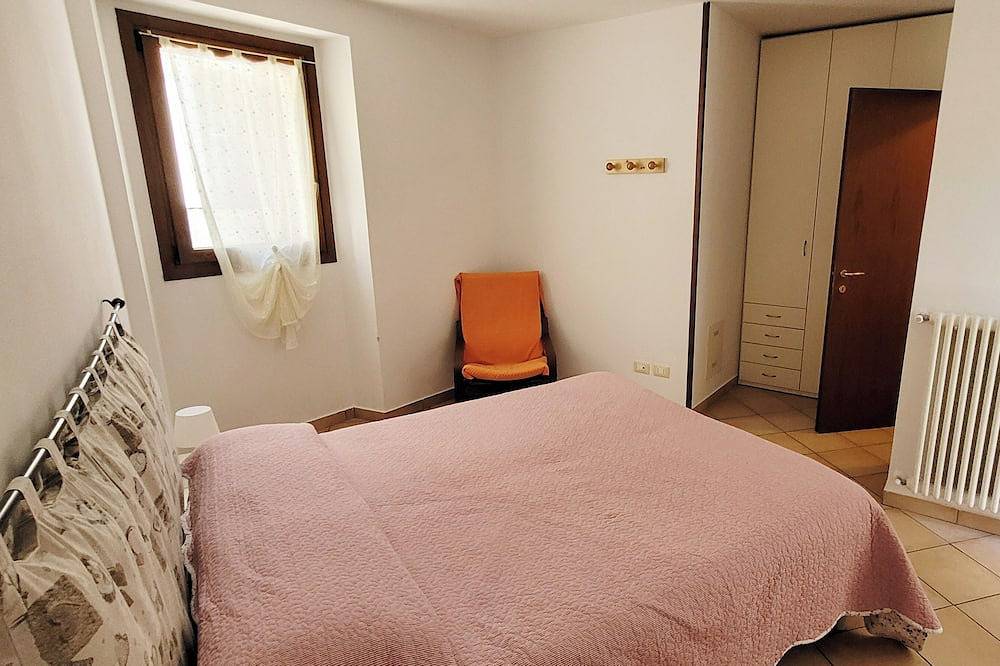 Appartamento intero, Lovely apartment in center of Barzio in Barzio, Comune di Barzio