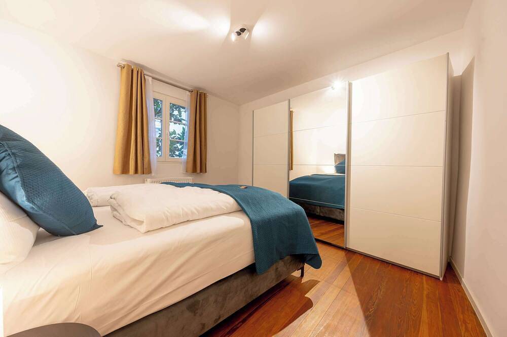 Ganze Wohnung, Lit Living: Luxury - Box Spring - Parking - 3 Br in Weinheim, Kurpfalz
