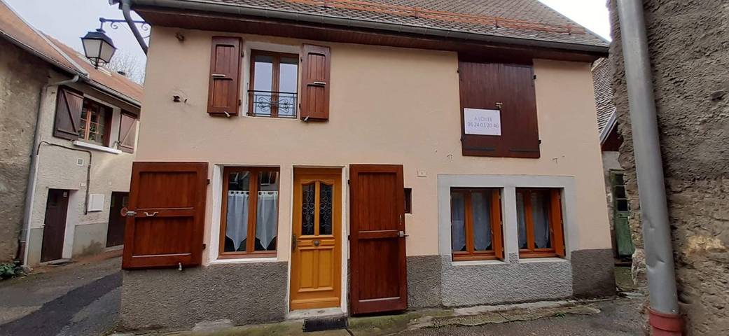 Gîte pour 4 personnes, avec terrasse à Mens