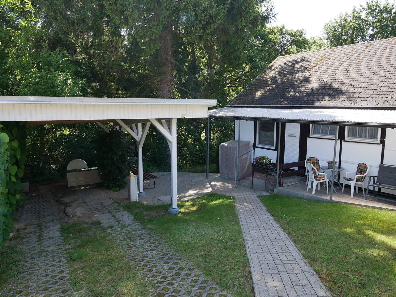 Ganze Ferienwohnung, Ferienhaus Just mit Garten und Carport - Haralds Hus in Drei Kaiserbäder, Heringsdorf