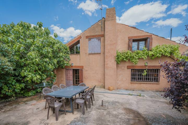 Casa rural para 5 personas, con Jardín en Bercimuel