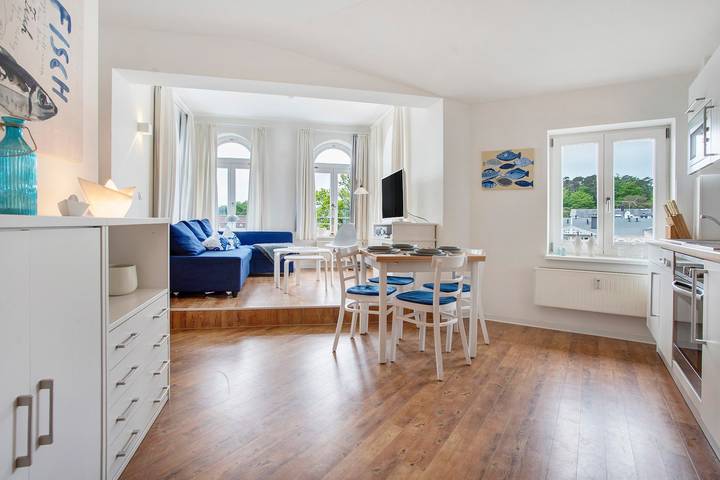 Ferienwohnung für 6 Personen, mit Sauna und Balkon, mit Haustier in Sellin