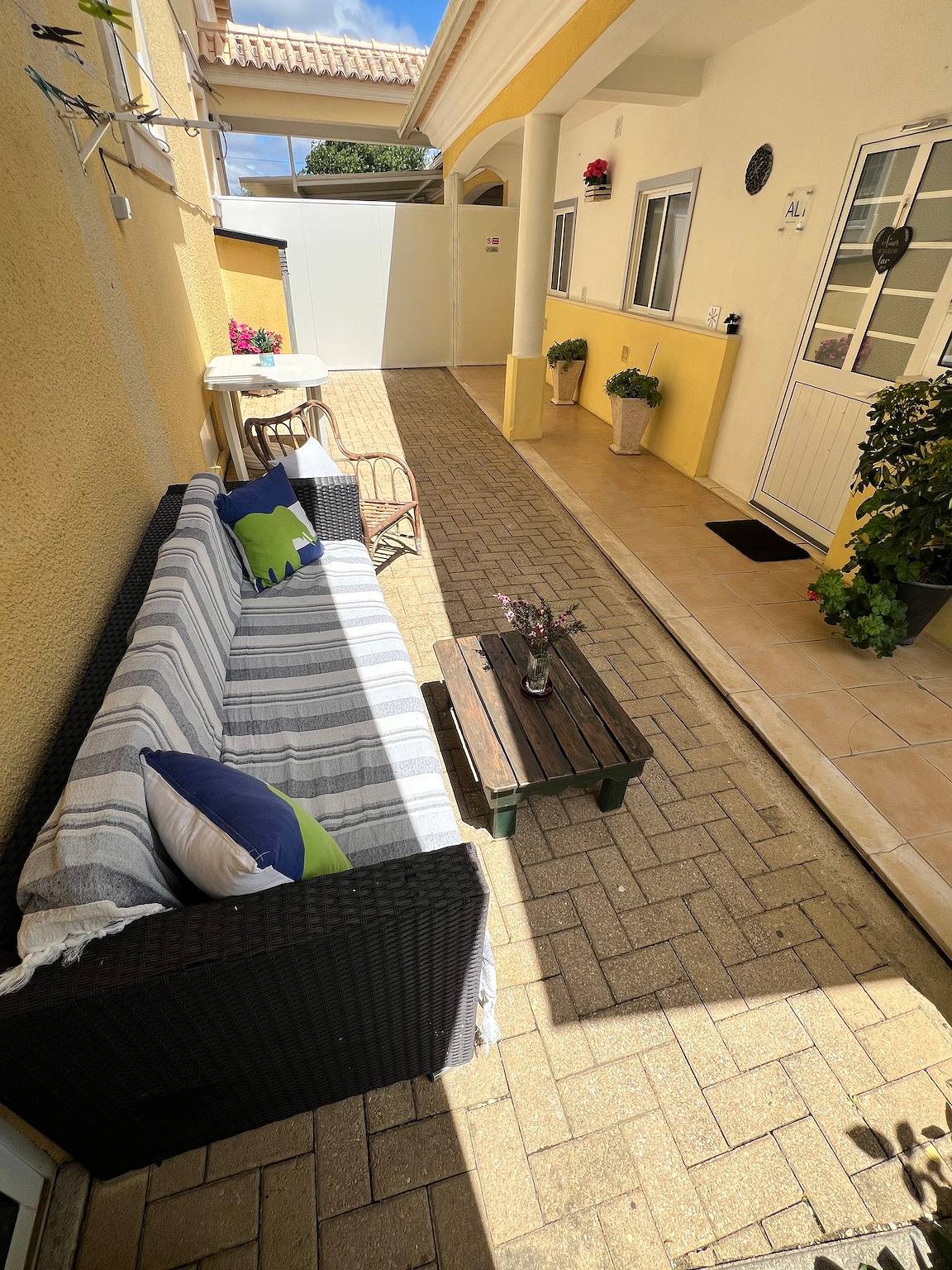 Ferienhaus 'Amarela' mit Gemeinschaftspool, Wlan und Klimaanlage in Ponte de Vagos, Ponte de Vagos e Santa Catarina
