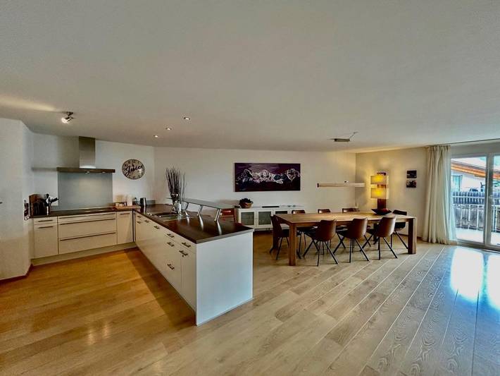 Ganze Ferienwohnung, Anne Tessa Bloemsma - 9-Bettwohnung (5.5 Zimmerwohnung) in Lantsch/Lenz, Plessur Alpen