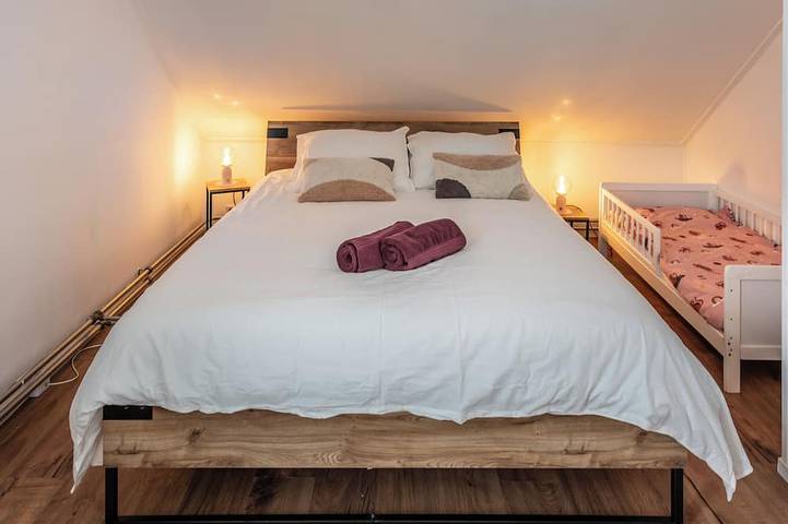 Private Estate & Villa | 10m Amsterdam | Hot tub | 12p in Abcoude, Groene Hart