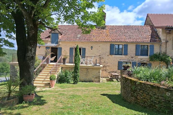Gîte pour 7 personnes, avec Terrasse à Valojoulx