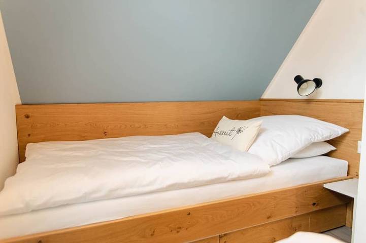 Ganze Wohnung, Ferienhaushälfte Straßenseite - Küsten Apartments Tannenhausen in Aurich, Landkreis Aurich