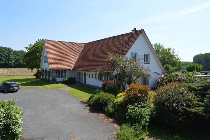 Chambre d’hôte pour 2 personnes, avec piscine ainsi que jardin et vue à Tournai - 3