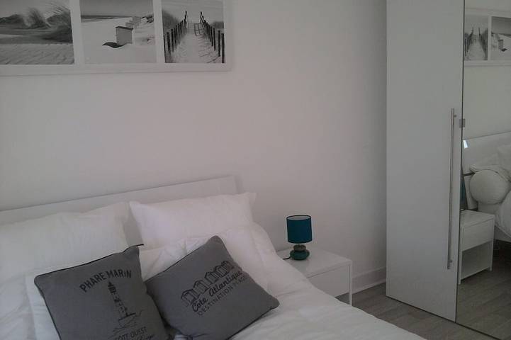 Gîte pour 4 personnes, avec jardin dans Plage du Ruguel - 3