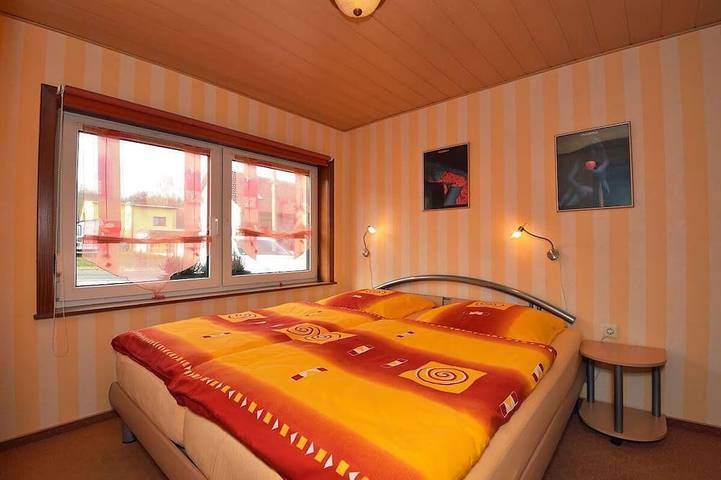 Ferienhaus Ferienhaus Hellmich in Scheibe-Alsbach, Neuhaus am Rennweg