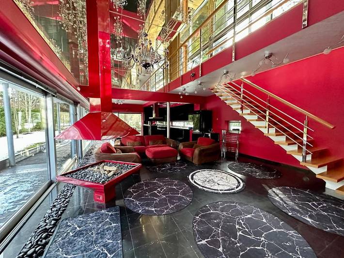 Ferienhaus für 14 Personen, mit Balkon und Whirlpool sowie Terrasse und Garten in Tallinn