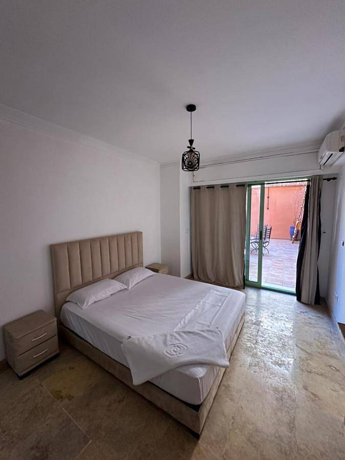 Gîte pour 9 personnes, avec terrasse et piscine dans Jardin Majorelle Marrakech - 2