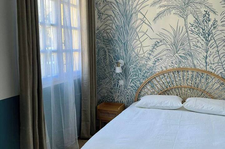 Location de vacances pour 12 personnes, avec piscine et jardin, animaux acceptés à Auribeau-sur-Siagne - 4