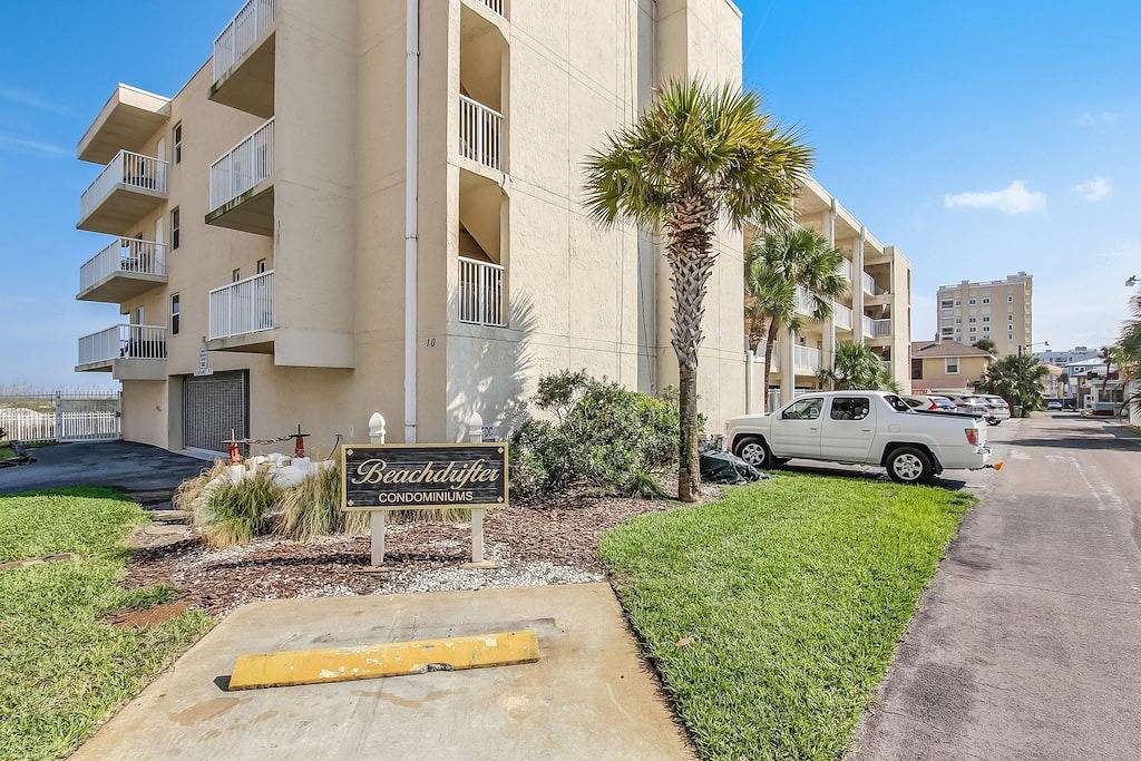 Ganze Wohnung, Oceanfront w/ Pool - Safe, clean and Quiet in Jacksonville Beach, Duval County