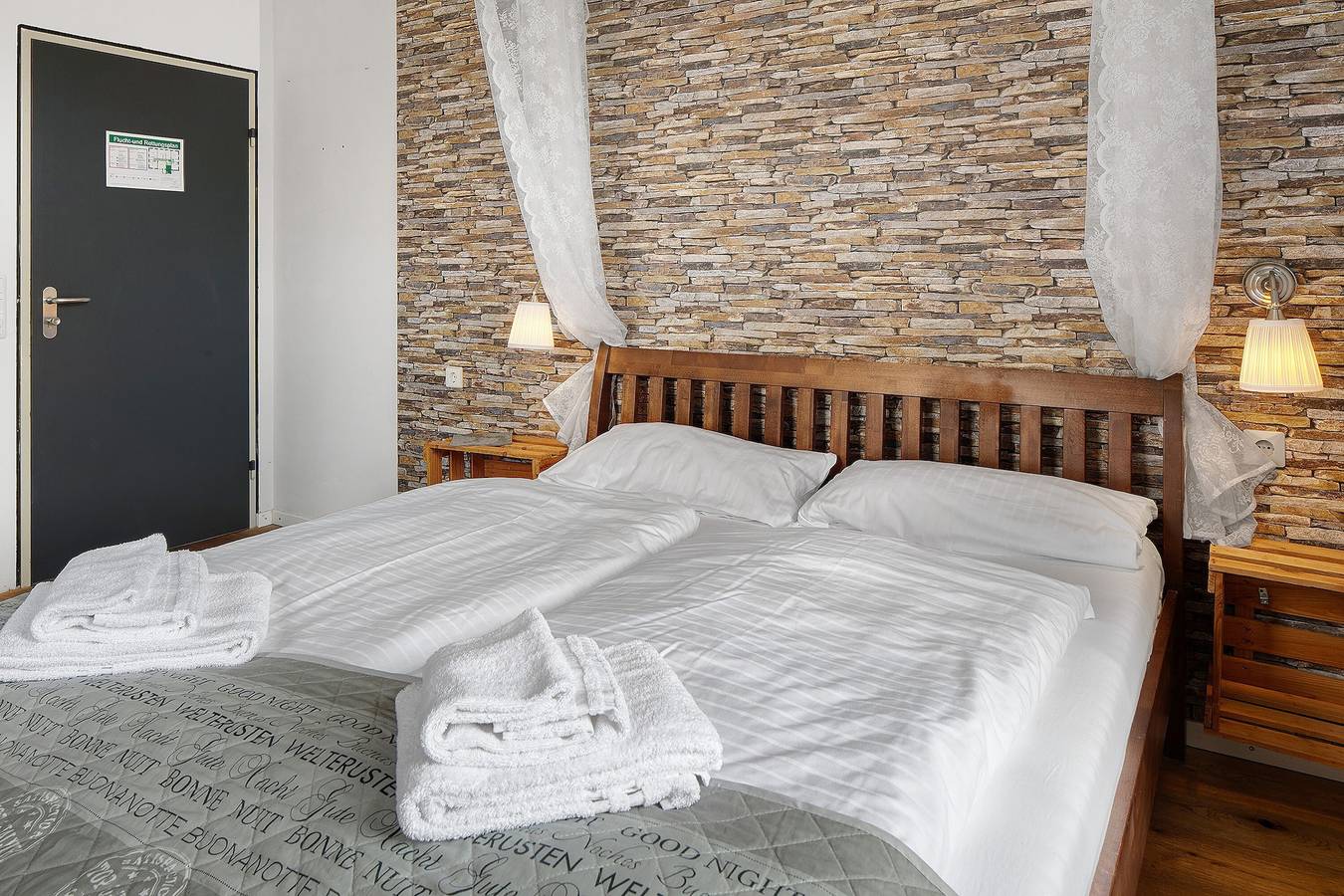 Zimmer „Rebhütte“ mit Gemeinschaftsgarten und Wlan in Oberrotweil, Vogtsburg im Kaiserstuhl