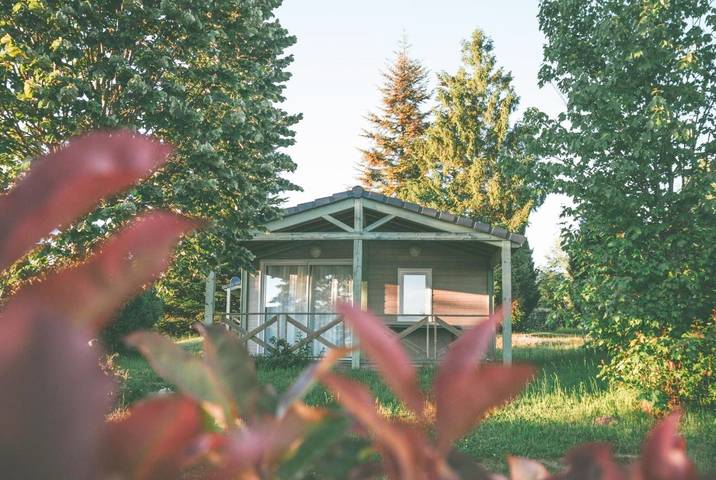 Parc de vacances pour 4 personnes, avec piscine et jardin, animaux acceptés à Beynat - 3