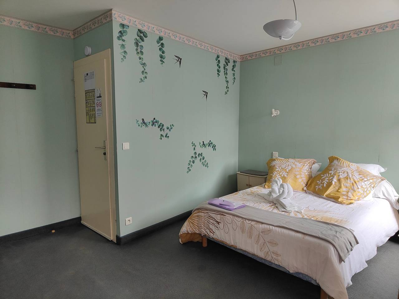 Chambre « Domaine du Chêne »  in La Vôge-les-Bains, Région d'Épinal