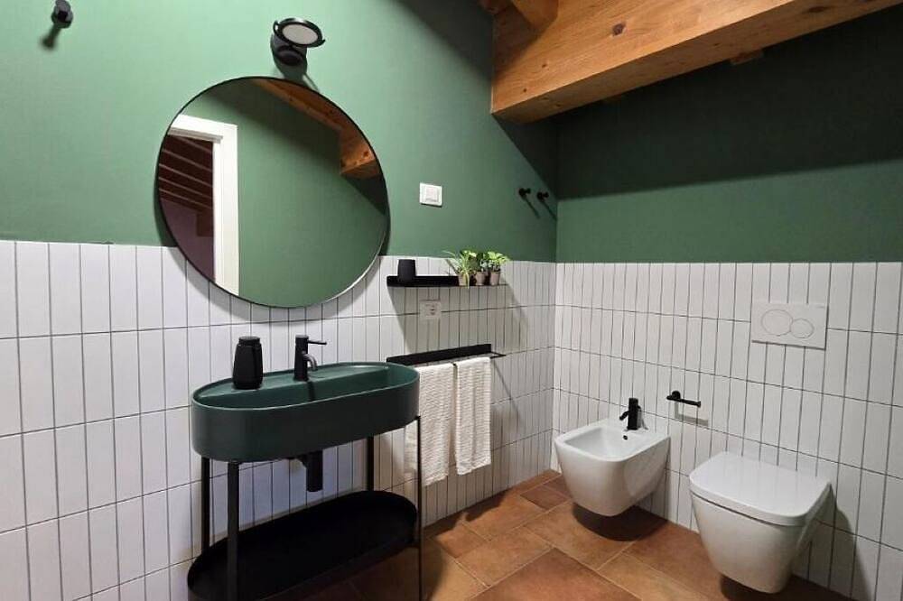 Igino Farmhouse: Classic Quadruple Room in Negrar, Verona Province