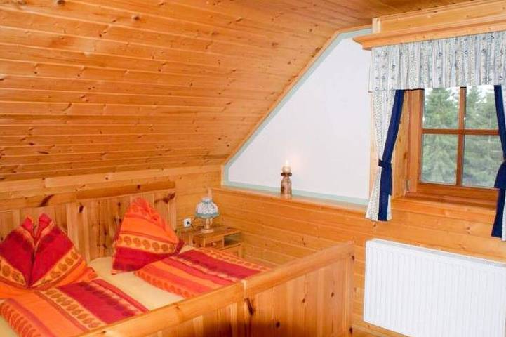 Silbertannenhütte in Gailtaler Alpen, Stockenboi