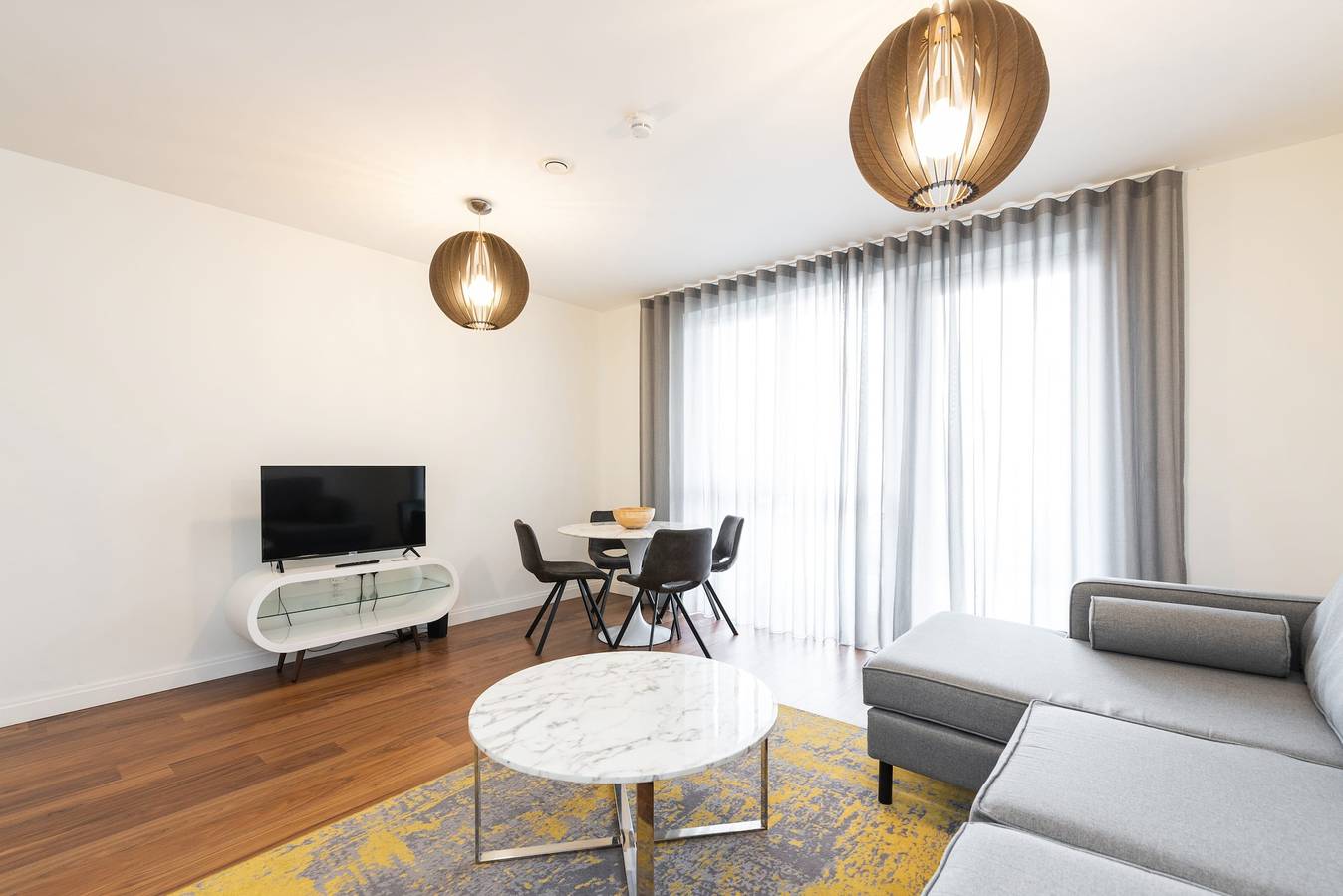 Ganze Wohnung, Ferienwohnung für 2 Personen mit Balkon/Terrasse in Dún Laoghaire-Rathdown, County Dublin