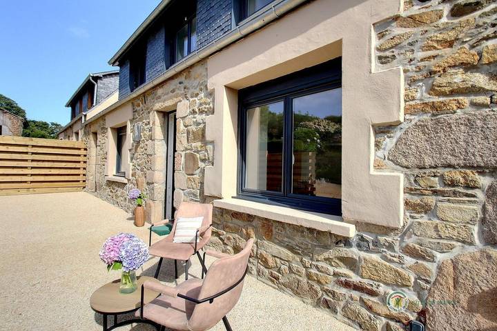 Gîte pour 6 personnes, avec jardin à Louannec - 2