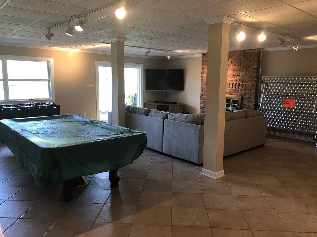 Lake Gaston - Amazing Water Views - Deepwater Cove, Just Seconds To Main Lake in Lake Gaston