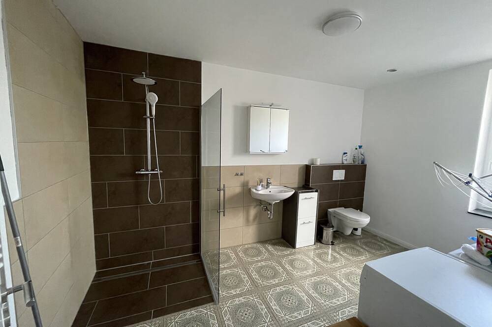 Ganze Wohnung, Wurmtal 2-family house directly on the nature reserve 90 sqm, quiet & spacious in Herzogenrath, Rheinland