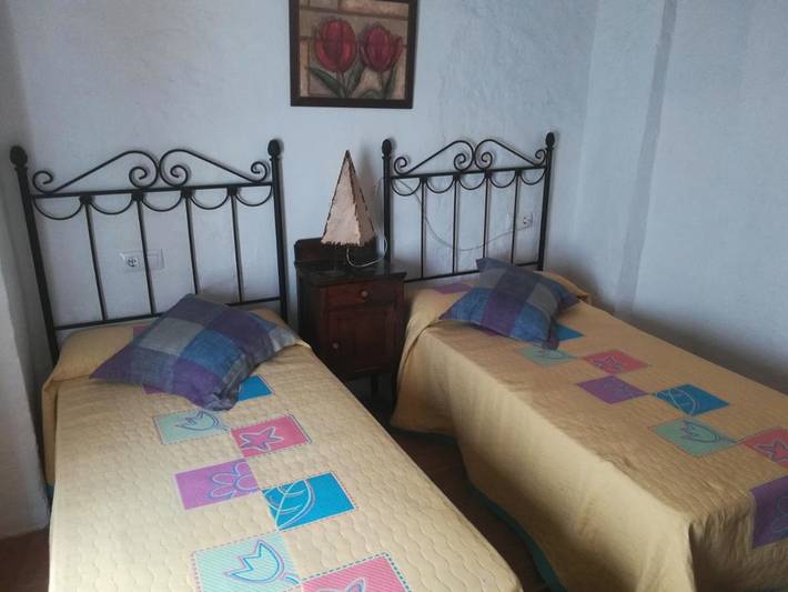 Casa rural para 8 personas, con balcón, Se admiten mascotas en Priego de Córdoba - 2