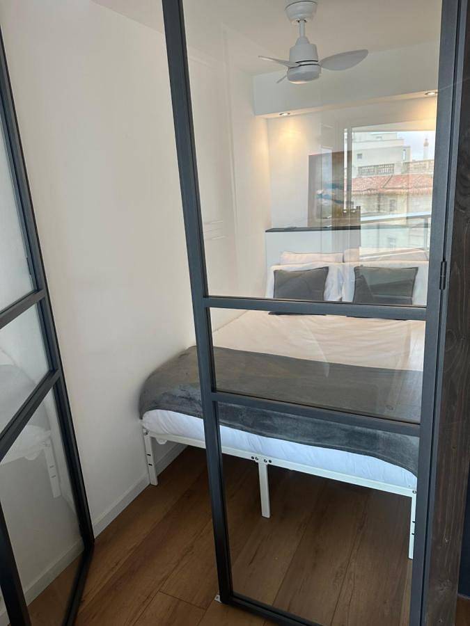 Gîte pour 4 personnes, avec vue ainsi que sauna et terrasse dans Plage du Miramar - 3