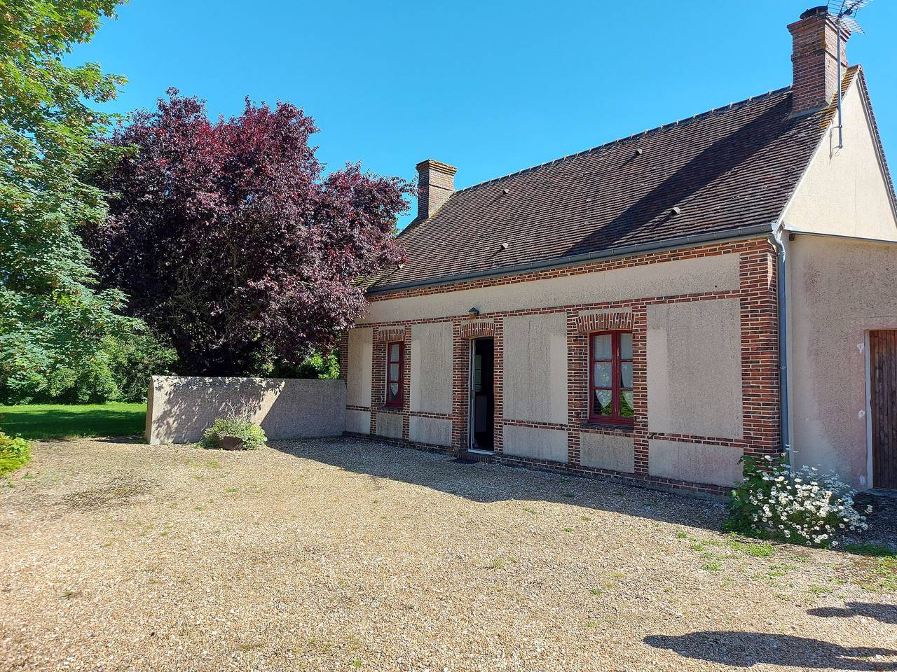 Charmantes Ferienhaus mit Garten und Kamin, ideal für Familien in Dreux und Umgebung