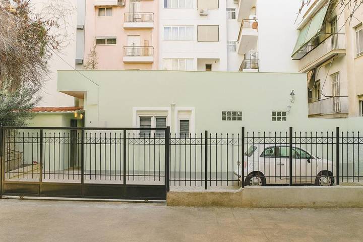 Villa voor 5 personen, met tuin en uitzicht in Athene