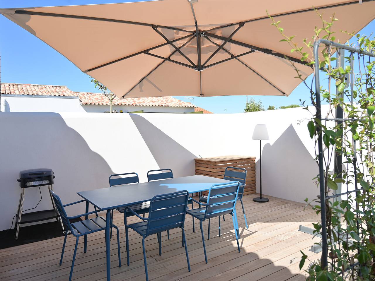 Maison plain-pied avec parking privatif et climatisation in Saint-Vivien, Région de La Rochelle