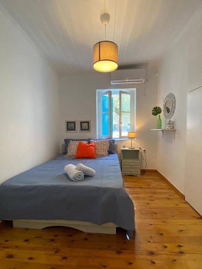 Gîte pour 6 personnes, avec jardin ainsi que vue et terrasse à Koróni - 3